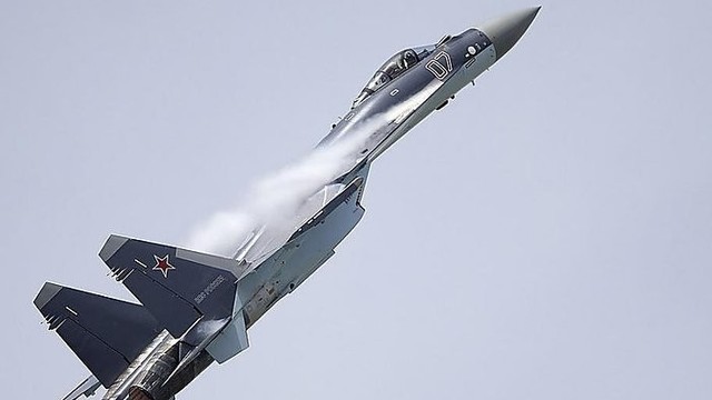 Prie JAV pastebima vis daugiau Rusijos naikintuvų