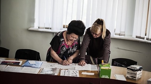 Rytų Ukrainoje separatistai referendumą pradėjo anksčiau laiko