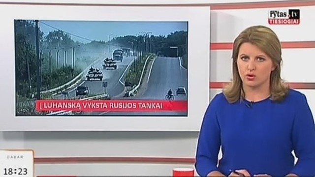 „Reporteris“: Į Luhanską juda tankai su Rusijos vėliavomis (II)