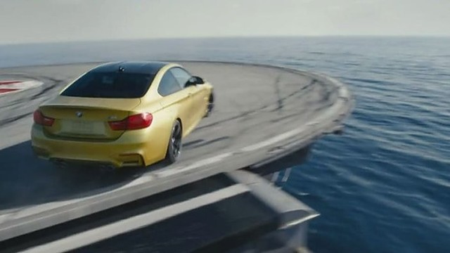 Kraują kaitinanti BMW M4 reklama – tik kompiuterinė apgavystė