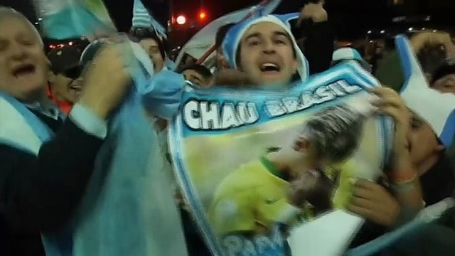 Žygį į finalą Argentinos fanai pasaldino šaipydamiesi iš brazilų