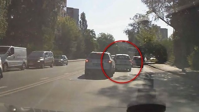 „Citroen“ vairuotojas pavojingai nardė po Vilniaus gatves