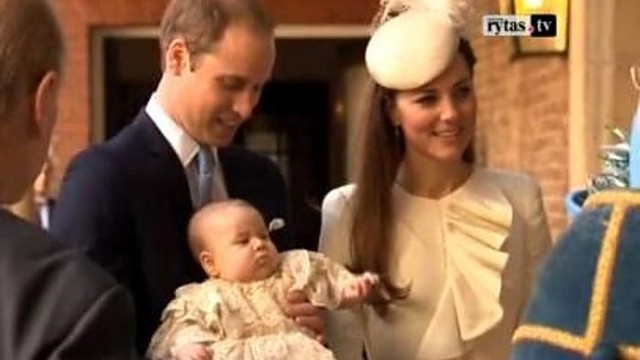 Anglijos gyventojai laukia pirmojo princo George'o gimtadienio