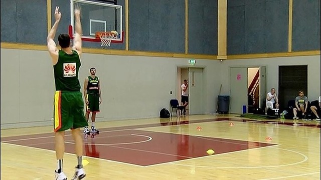 Treniruočių metu – pavydėtinas Lietuvos krepšininkų taiklumas