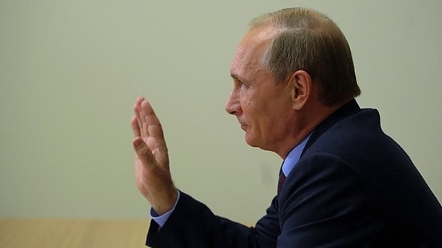 Rusija gudrauja: į Ukrainą bando pasiųsti „taikdarius“