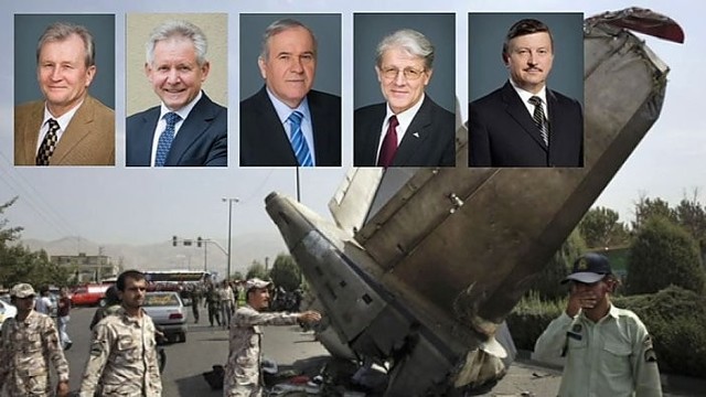 Lėktuvo katastrofoje Irane vos nežuvo penki Seimo nariai
