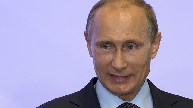 Kalbėdamas Kryme V. Putinas įsijautė į gerojo globėjo vaidmenį