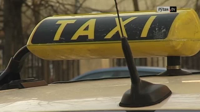 Įtariama. kad taksi bendrovės nuslėpė šimtatūkstantines sumas