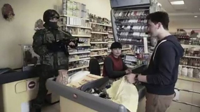 Ukrainiečiai ragina nepirkti rusiškų prekių