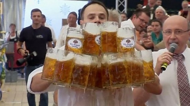 Žygis su 27 alaus pilnais bokalais vokiečiui atnešė šlovę