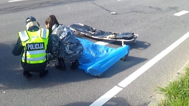 Vilniuje automobilis partrenkė moterį, pėsčioji žuvo