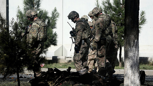 Per mirtininko išpuolį Kabule žuvo trys NATO pajėgų kariai