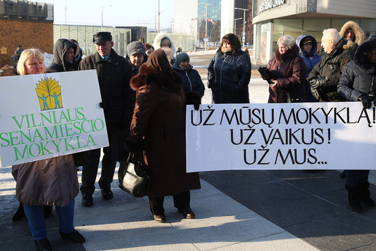Vilniaus Senamiesčio mokykla kovoja dėl išlikimo: savivaldybė vilčių neteikia