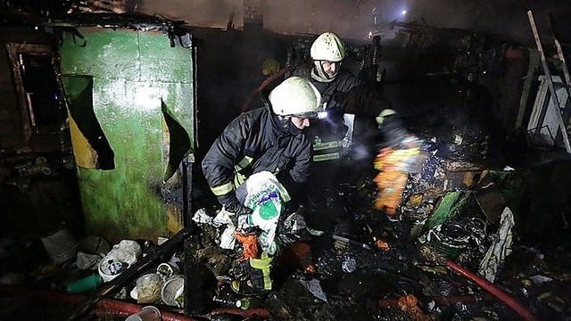 Naujojoje Vilnioje sudegusiame name rastas apdegęs kūnas