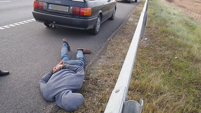 Heroiną iš Vilniaus gabenusio vyro kelionę nutraukė policija
