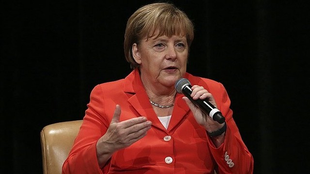 Angela Merkel: Ukrainoje Rusija nelaimės