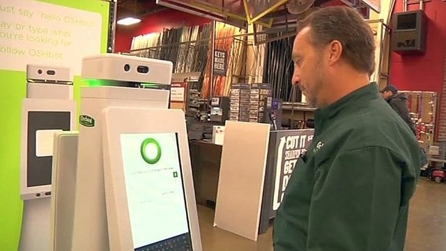 Amerikoje parduotuvės klientams informaciją teikia robotai