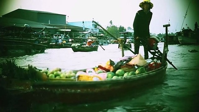 Kaip atrodo vandens turgus, kur krevetės valgomos žalios? (II)