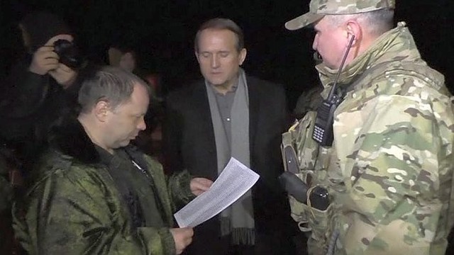 Ukraina ir separatistai sutarė vėl apsikeisti belaisviais