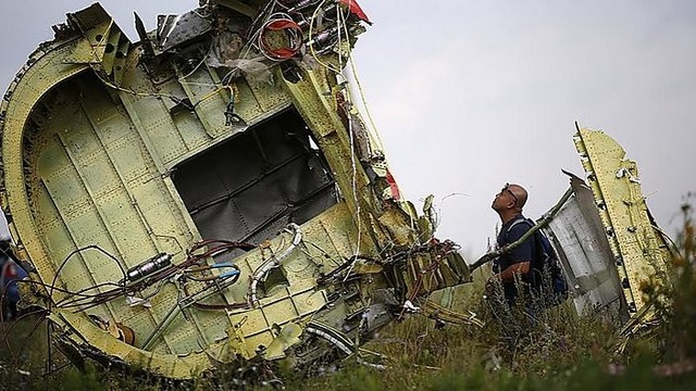Tyrėjų išvada: Malaizijos orlaivį Ukrainoje numušė rusai