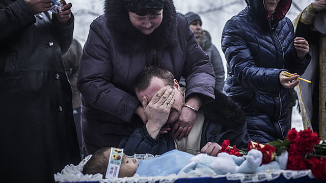 Karas Donecke: žudomi civiliai, žmonės masiškai bėga iš miesto