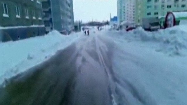 Vanduo Sibiro miestą pavertė ledo karalyste