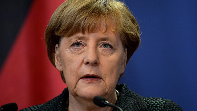Žudynių metu Angela Merkel pareiškė: „Neremsime Ukrainos“