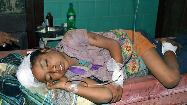 Žuvusiųjų skaičius Nepale perkopė 1000, šalis prašo pagalbos