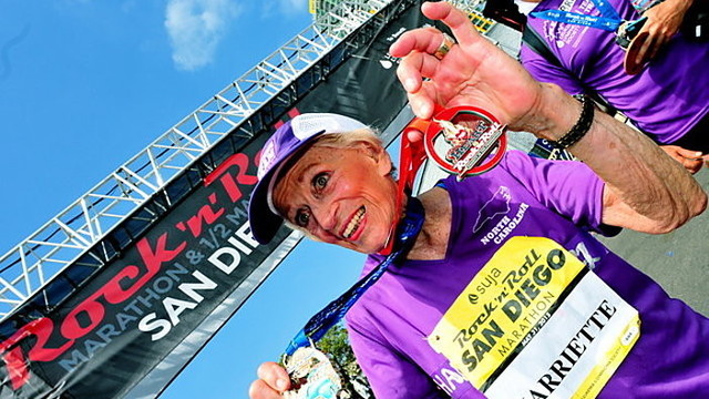 42 kilometrai prieš vėžį: 92-ejų senolė įveikė maratoną