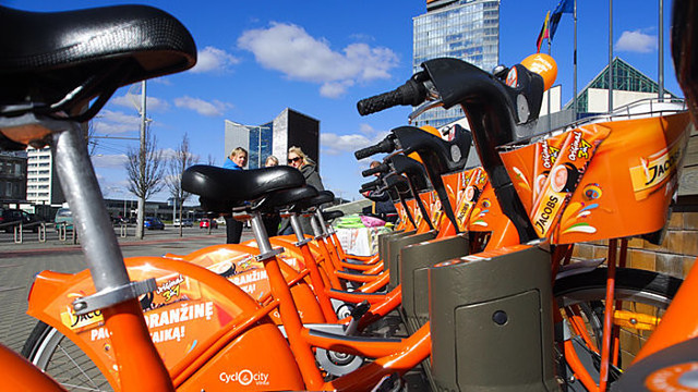 Pamėgtus oranžinius dviračius Vilniuje pakeis kiti?