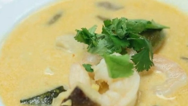 Tailandietiška sriuba pagal Liną ir Irmą Adomaičius
