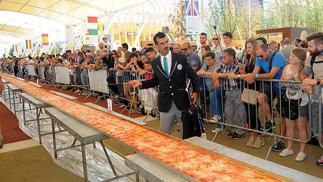 Italai iškepė daugiau nei pusantro kilometro ilgio picą