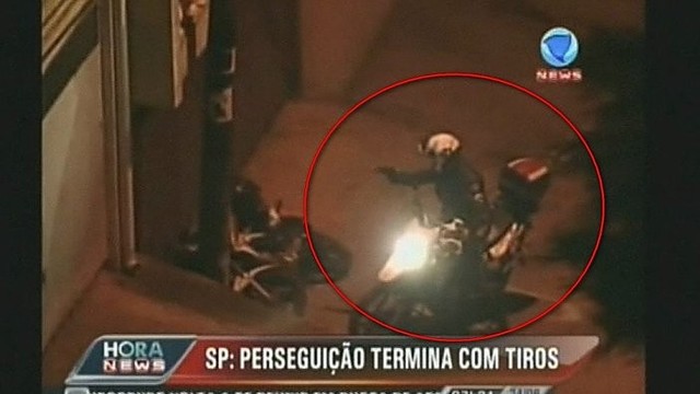 Brazilijoje policijos pareigūnas pašovė įtariamus paauglius