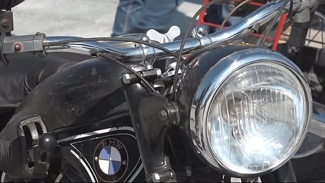 Marijampolėje griaudėja senovinių motociklų varikliai