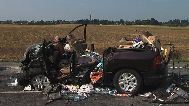 Po avarijos kelyje „Via Baltica“– kraupus vaizdas, žuvo latvis