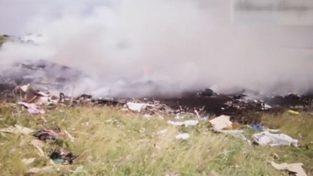 MH17 katastrofos tyrėjai rado rusiškos raketos „Buk“ nuolaužų?