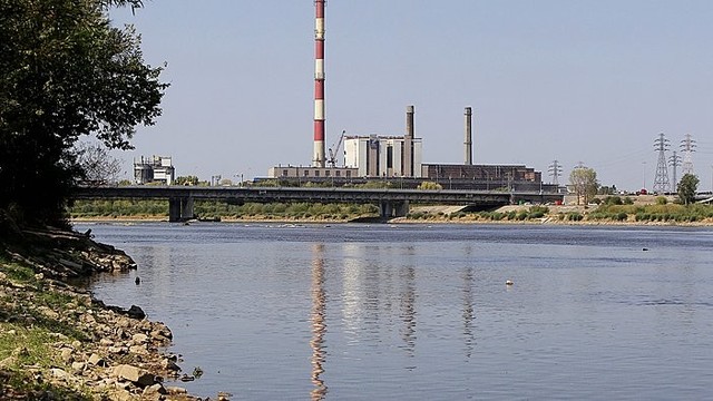 Dėl rekordinių karščių Lenkijoje ribojamas elektros tiekimas