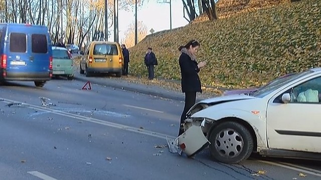 Kaune – trijų automobilių avarija