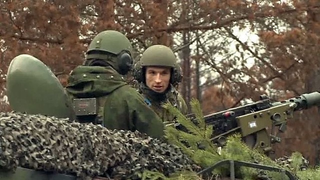 Ne tik gynyba: Lietuva ir NATO Pabradėje tobulina puolimą