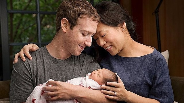 Tėvu tapęs M. Zuckerbergas išdalins 99 proc. „Facebook“ akcijų