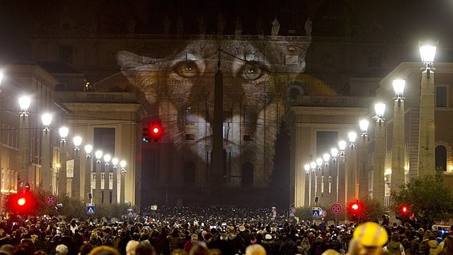 Vatikane besilankantys turistai pamatė įspūdingą vaizdą