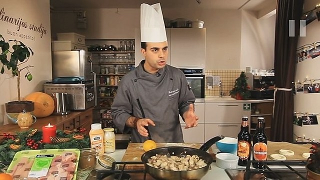 Kalėdinis virtuvės šefo Gian Lucos receptas su vištiena