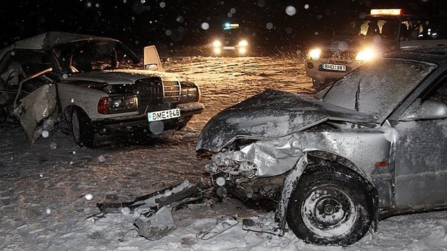 Penki asmenys sužaloti po nerūpestingo pasivažinėjimo aerodrome
