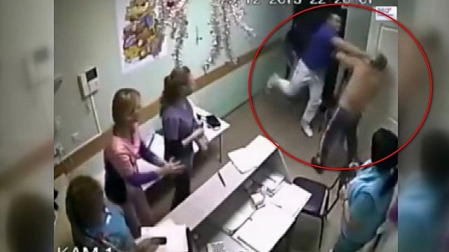 Rusijoje gydytojas mirtinai sumušė savo pacientą