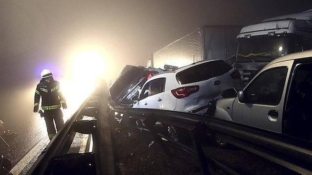 Didžiulio masto avarija Slovėnijoje: susidūrė 70 automobilių