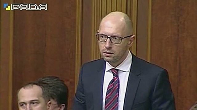 Ukrainos parlamentui nepavyko nuversti premjero A. Jaceniuko