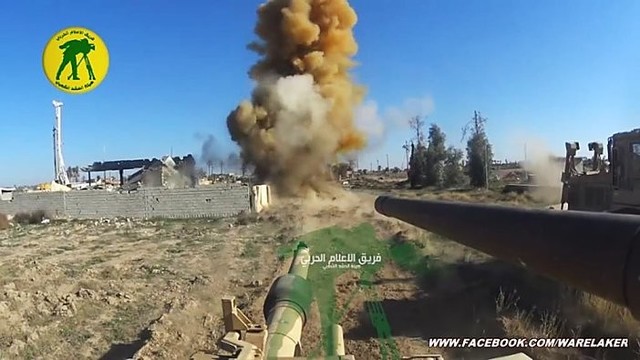 „GoPro“ įrašas – kokie tankai smogia Islamo Valstybei?