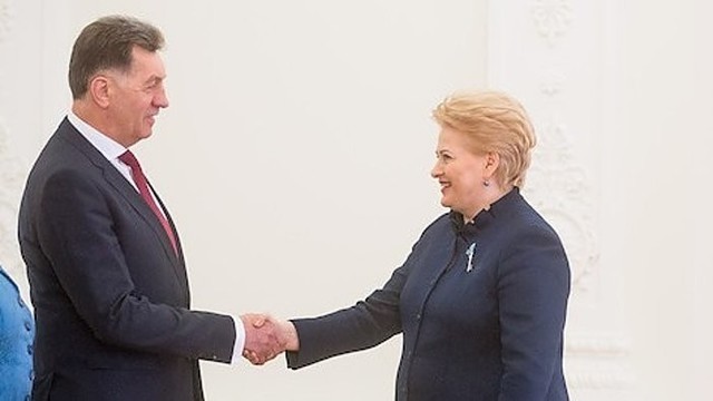 A. Butkevičius apie D. Grybauskaitę: menkina valstybės prestižą