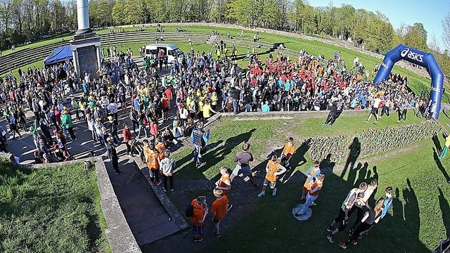 Tūkstantinę šiauliečių minią suvienijo bėgimas