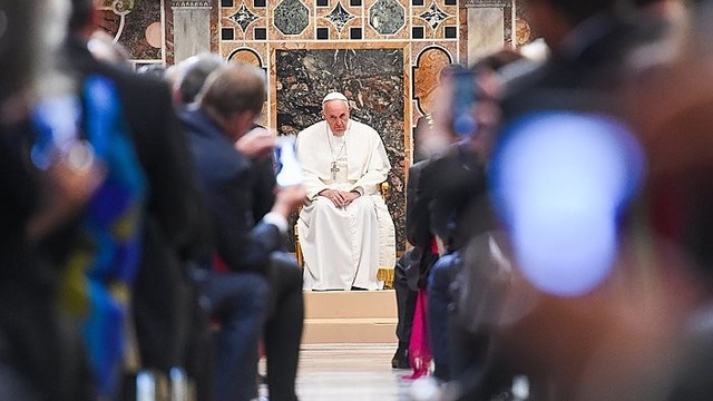 Popiežius Georgijaus juostelę priėmė nežinodamas jos reikšmės?